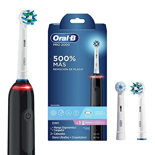 Oral B Cepillo de Dientes Eléctrico Recargable Pro 2000 + 1 Repuesto Sensi Ultrafino + 1 Repuesto CrossAction, con Tecnología Braun, Cabezal Redondo y Mango Ergonómico